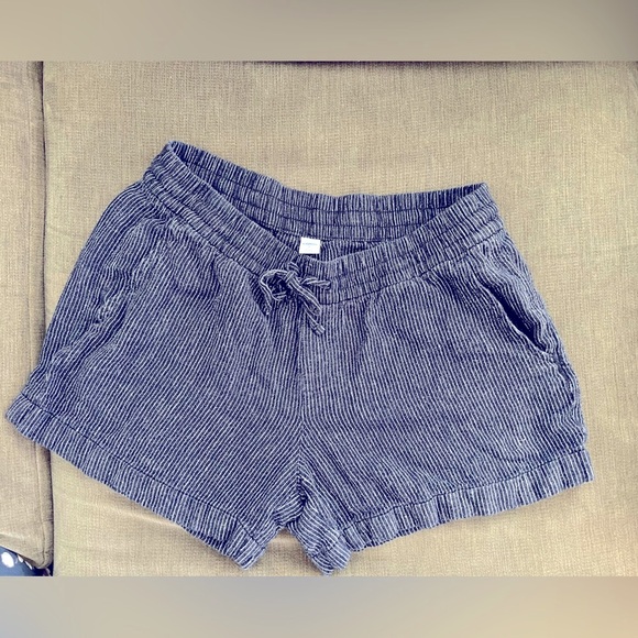 Casual Women's Shorts - Set of 4 - Natural Fibers - Picture 5 of 7